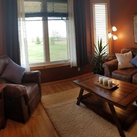 Anna'S Prairie Comfort B & B Moose Jaw Ngoại thất bức ảnh