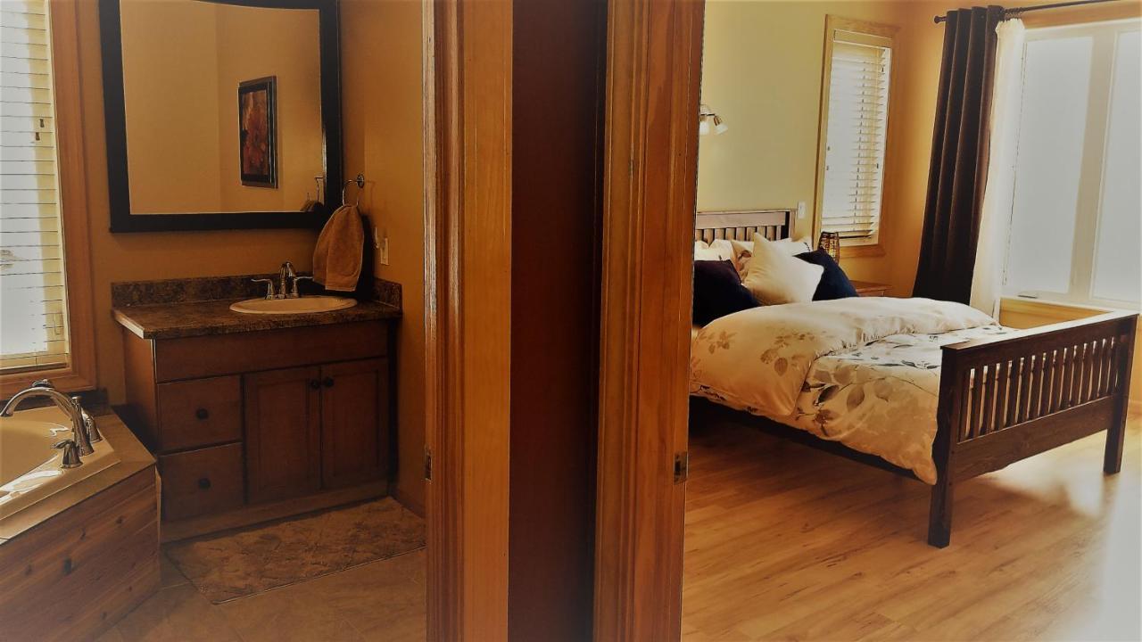 Anna'S Prairie Comfort B & B Moose Jaw Ngoại thất bức ảnh
